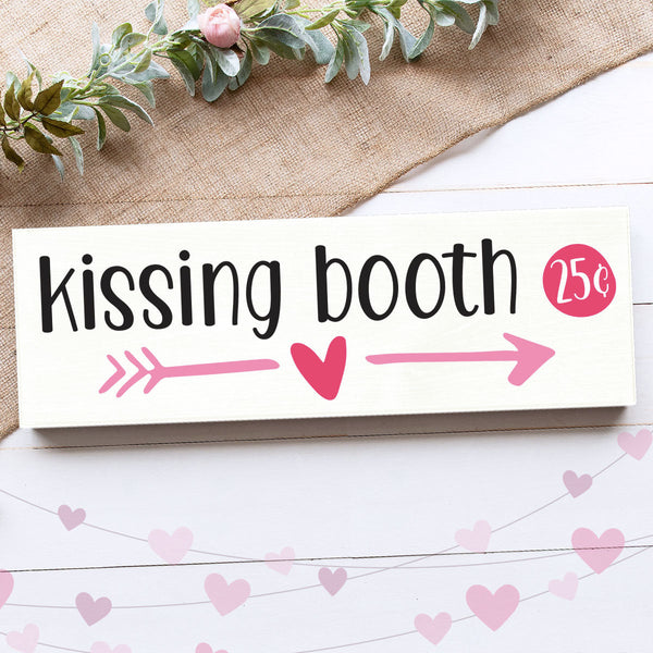 KISSING BOOTH