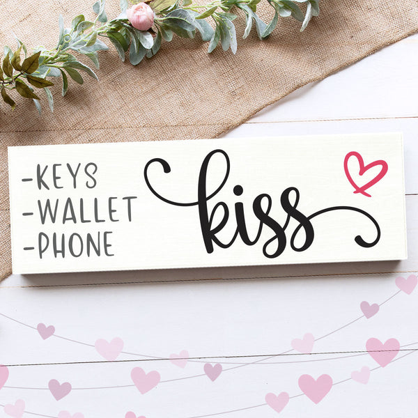 KEYS WALLET PHONE KISS
