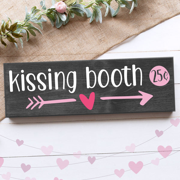 KISSING BOOTH