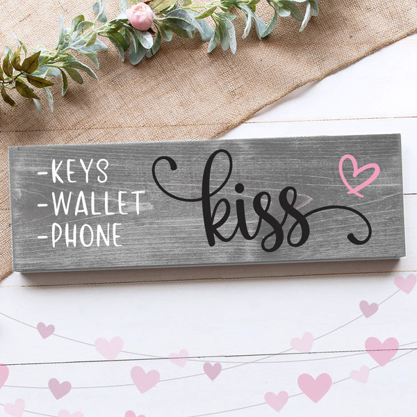 KEYS WALLET PHONE KISS -Take-Home Kit